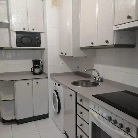 Duplex Junto A La Playa Con Garaje شقة